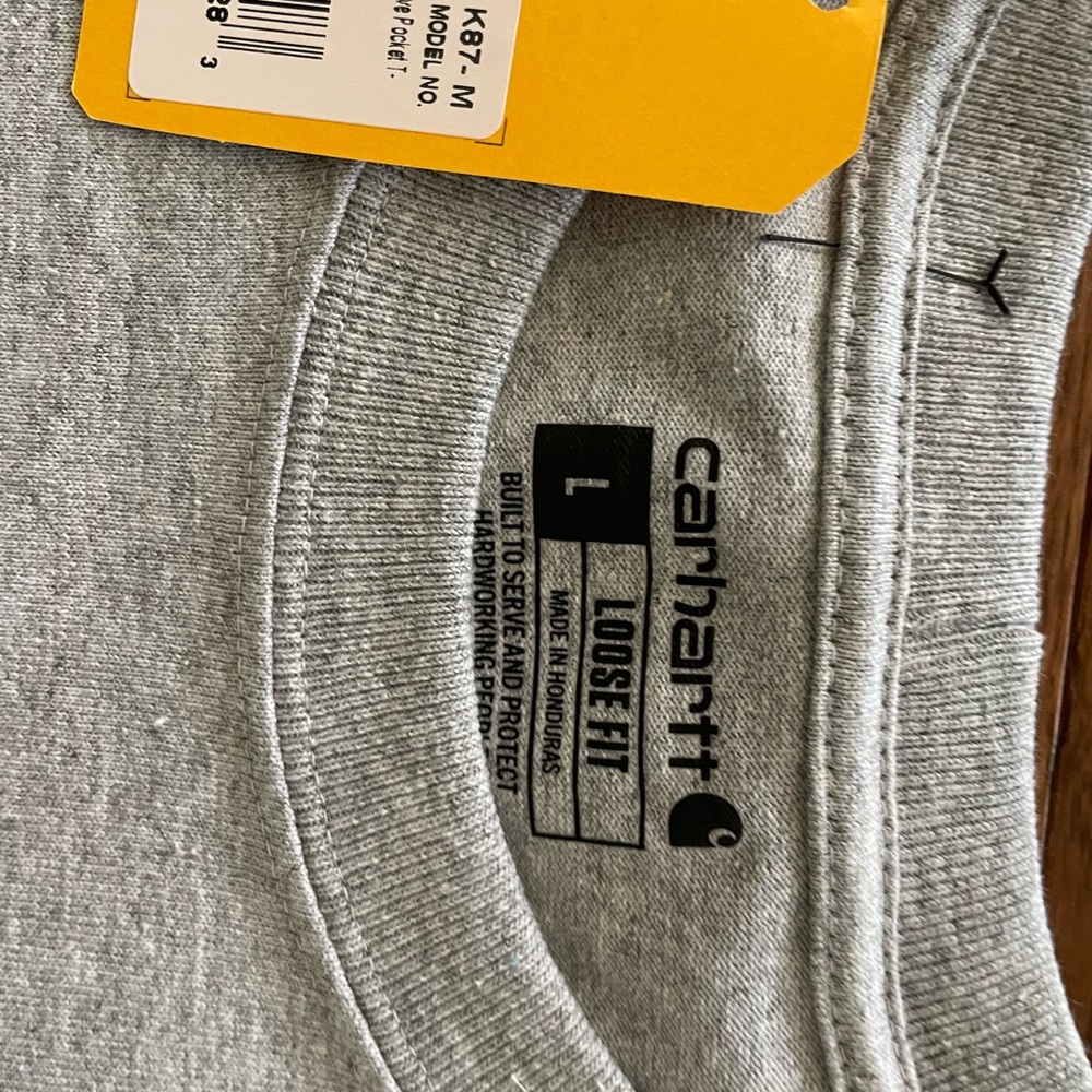 Men’s Large Carhartt tshirt